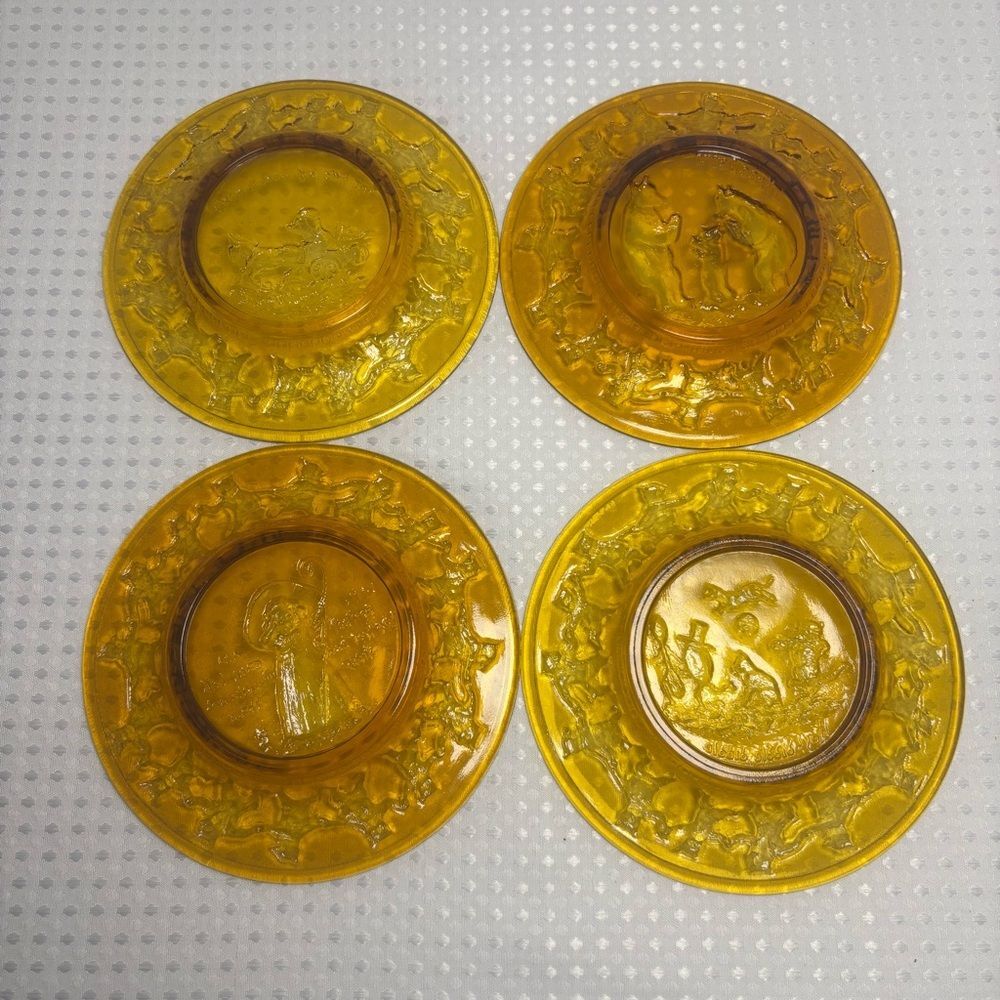 Vintage Tiara Indiana Glass Amber Children's Nursery Rhyme Plates Set of 4 - Picture 7 of 7